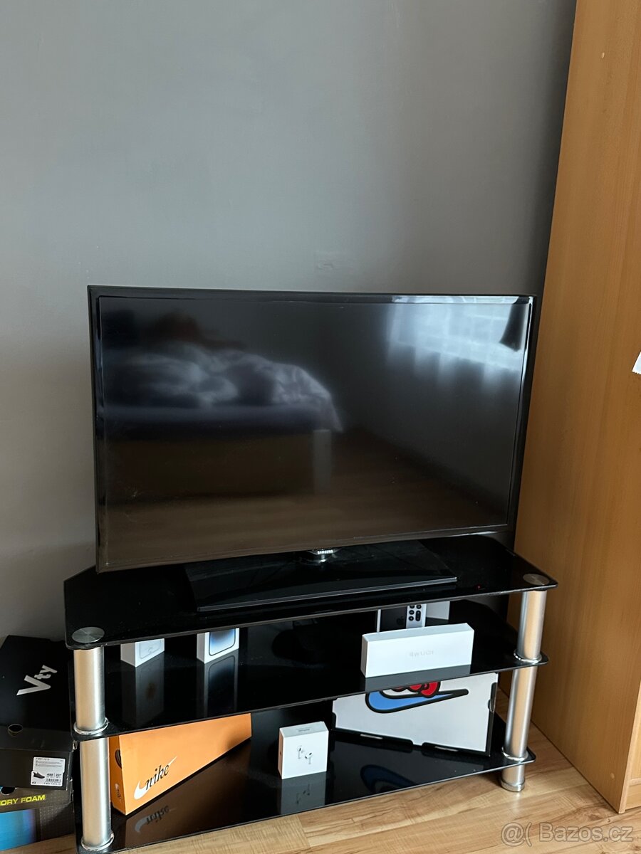 Televize Samsung 100cm