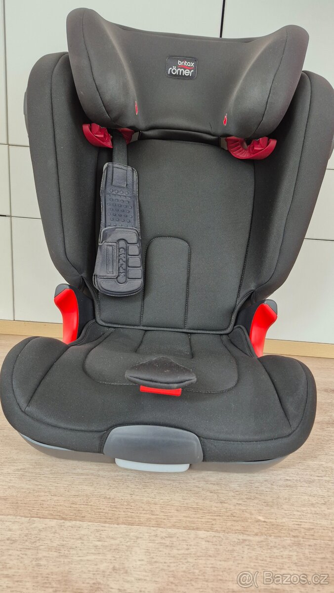 Autosedačka Britax Römer Kidfix 2 S + vedení pásu XPpad