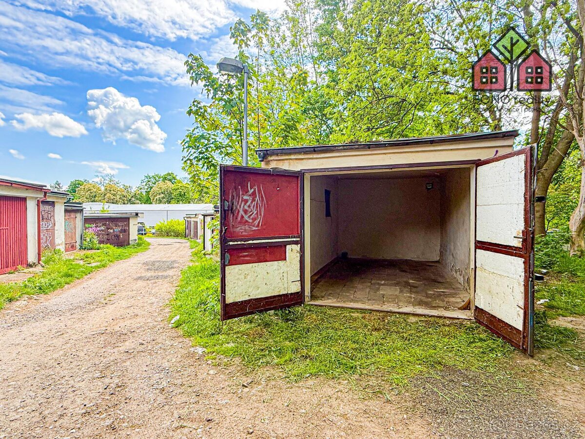 Garáž, OV, výměra 20 m2, dobrý stav, dlouhodobě, obec Teplic
