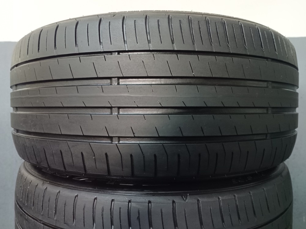 225/40 R18 FALKEN (5017)