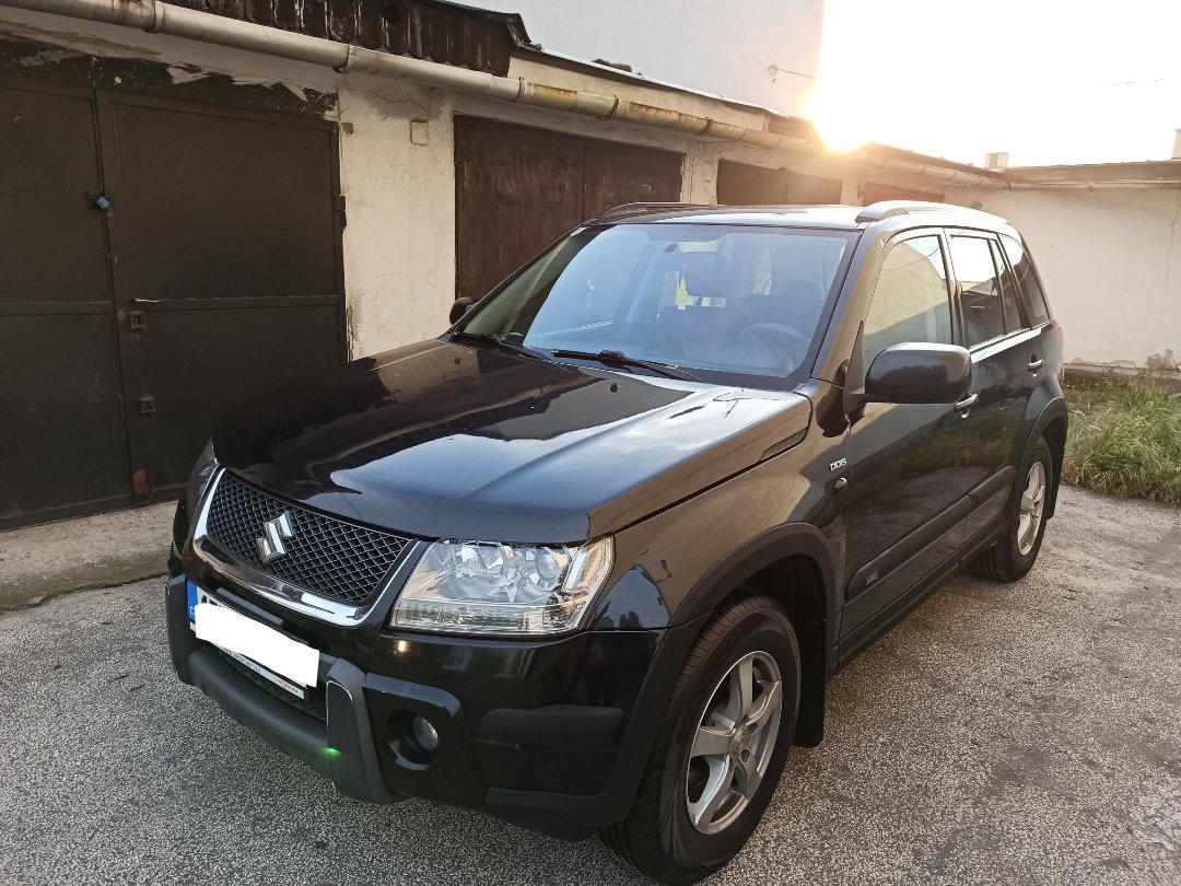 Suzuki Grand Vitara 1.9 DDIS 4x4 Pohon