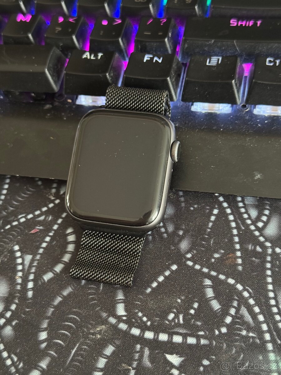 Apple Watch series 4-44mm