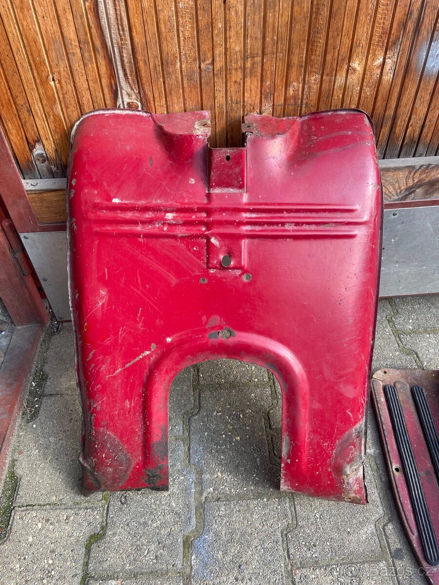 Jawa pionýr 555 /05 Revma plechy