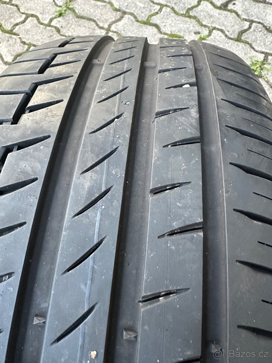 235/45r18 letní Continental dot21