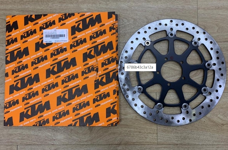 Superduke 1290 2019 - nové brzdové kotouče + desky