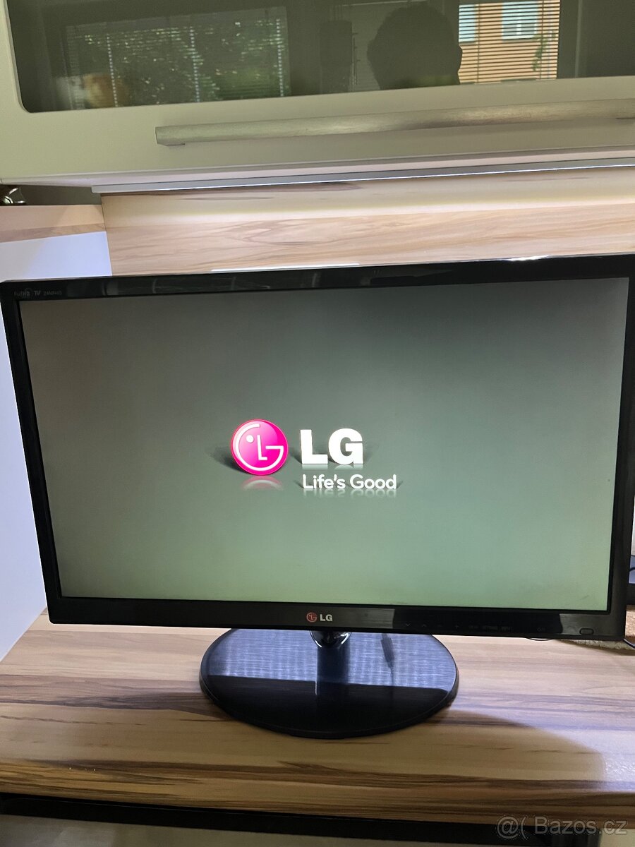 Prodam monitor Lg 24 full hd 1920x1080