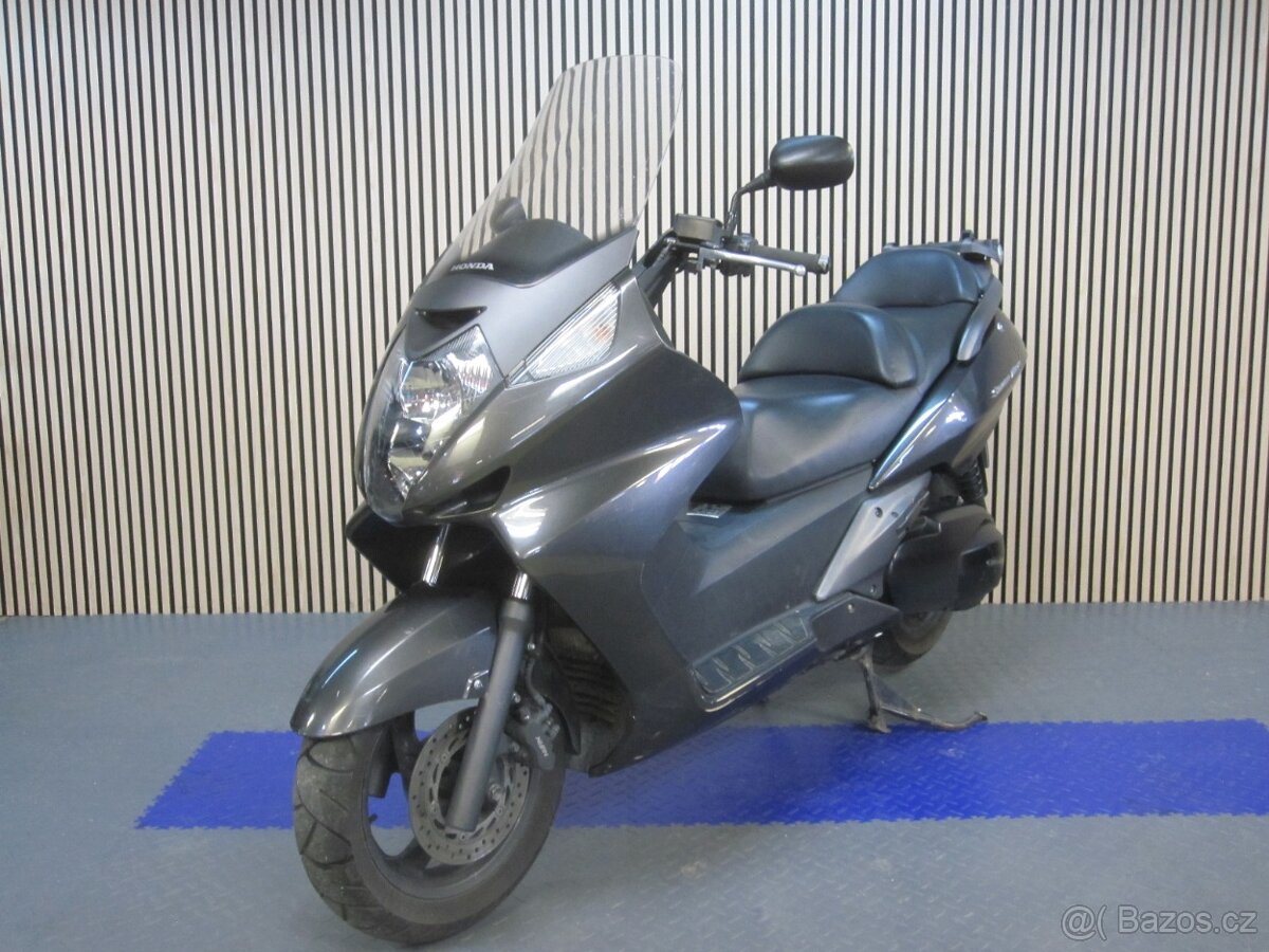 Honda FJS Silver Wing 400
