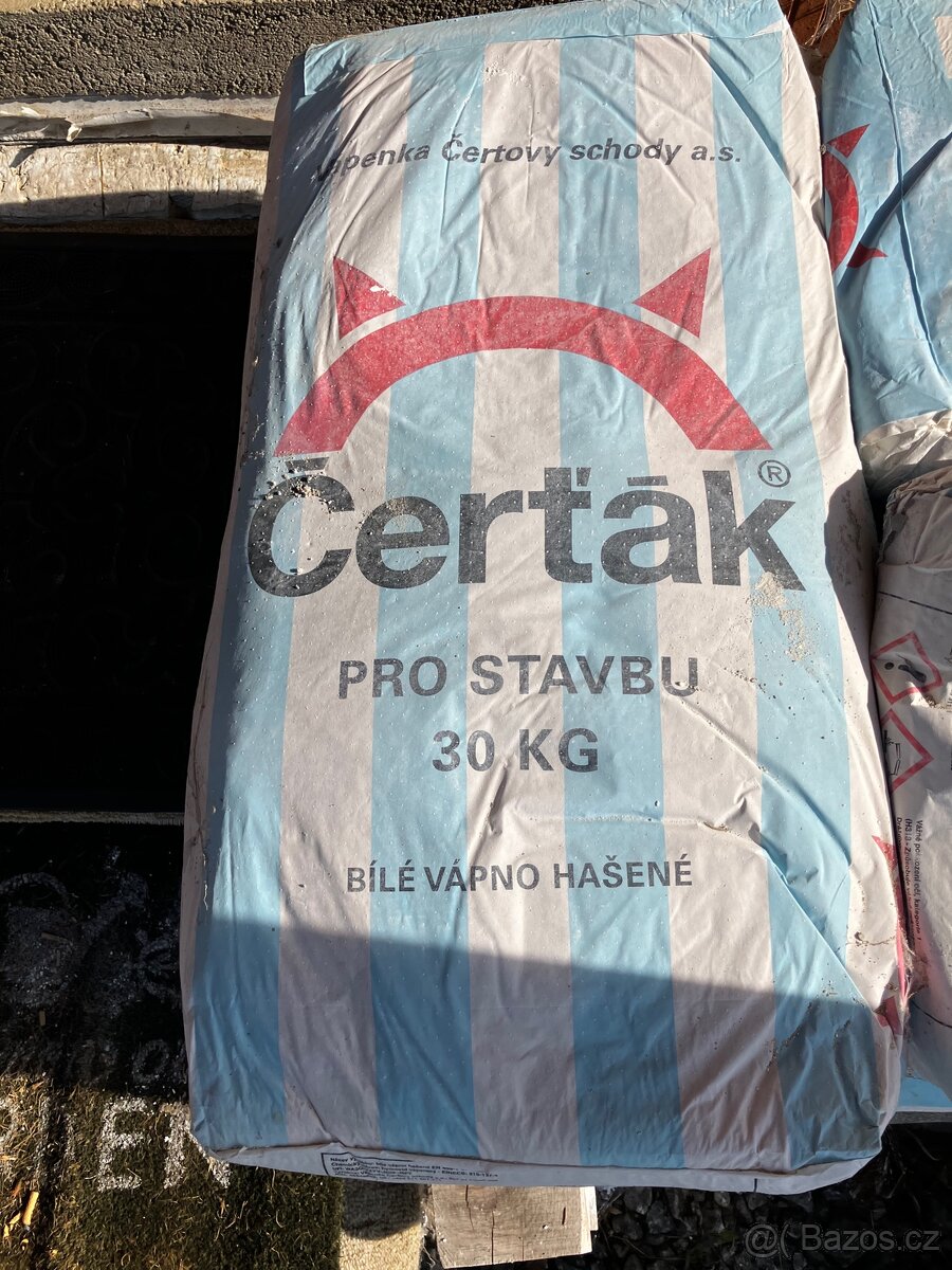 Čerťák bílé vápno hašené pro stavbu 30 kg (7 ks)