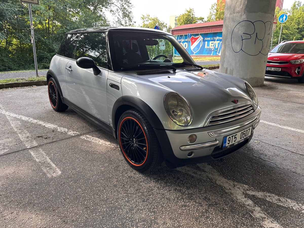 Mini cooper ONE