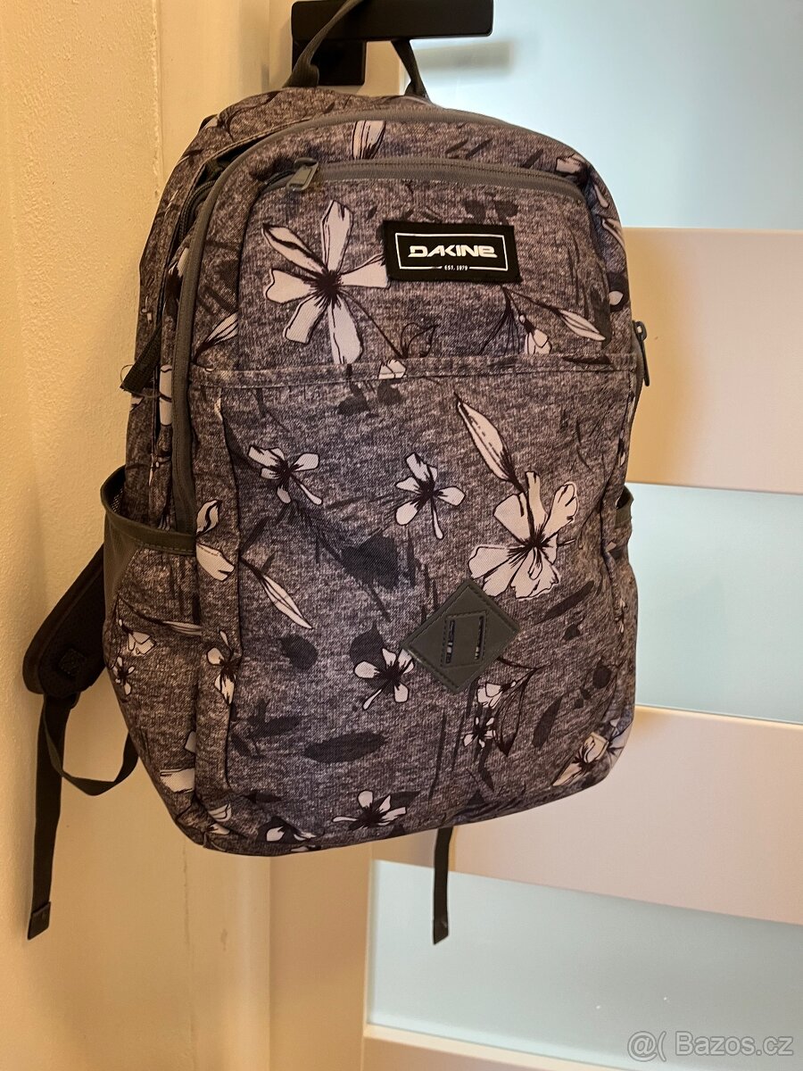 Studentský batoh Dakine