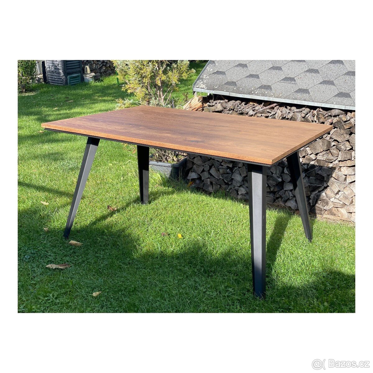 Jídelní stůl – City 140 cm, dřevo + kov