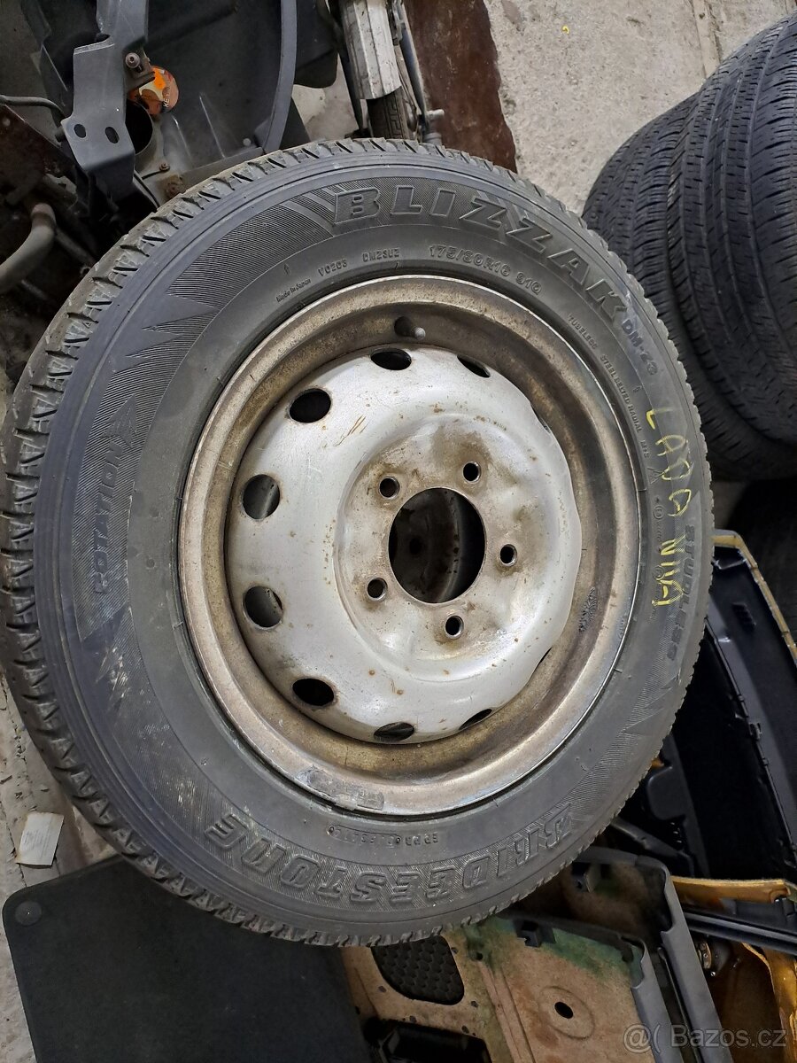 Prodám kompletní kola na Lada Niva