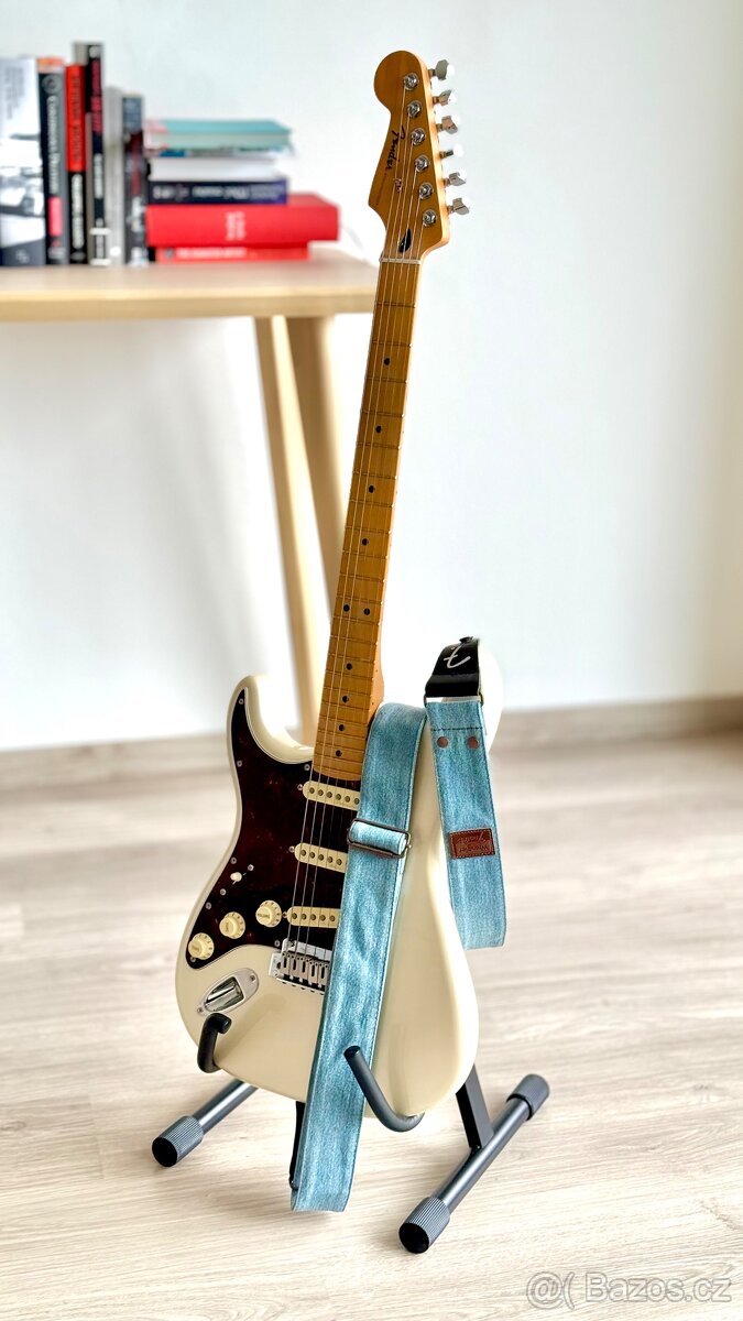 Fender Player Plus Stratocaster LH MN OP ("na Hendrixe")