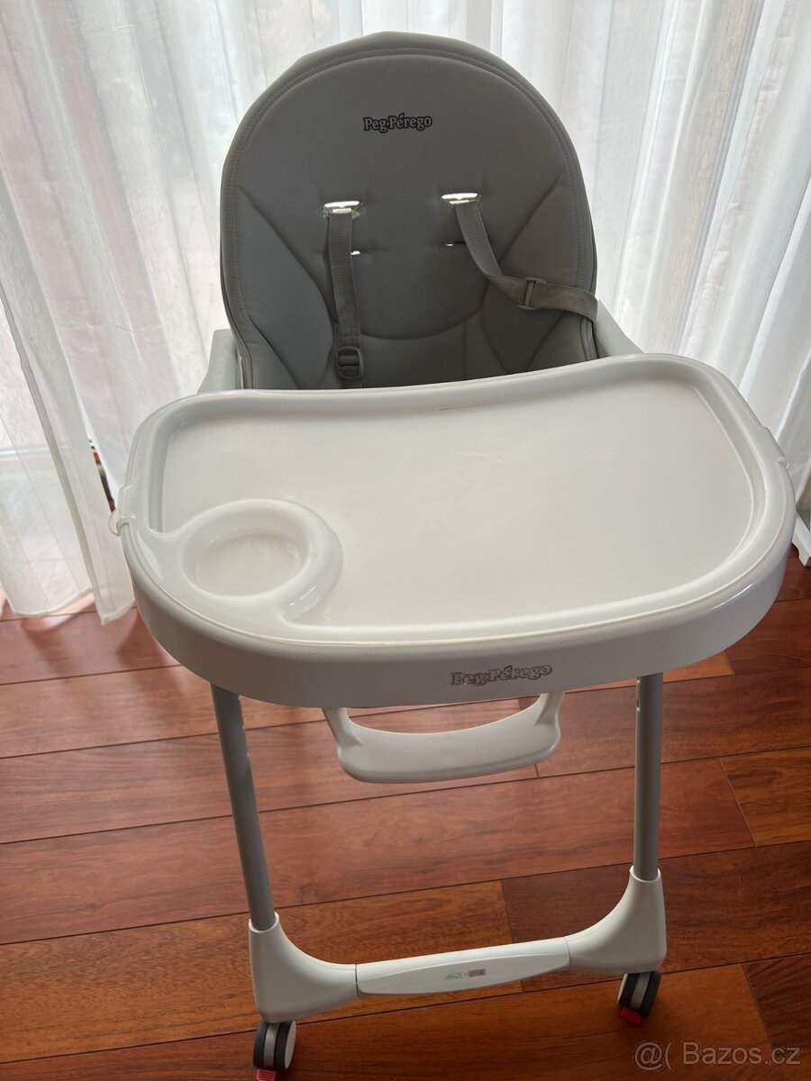 Jídelní židlička per-perego