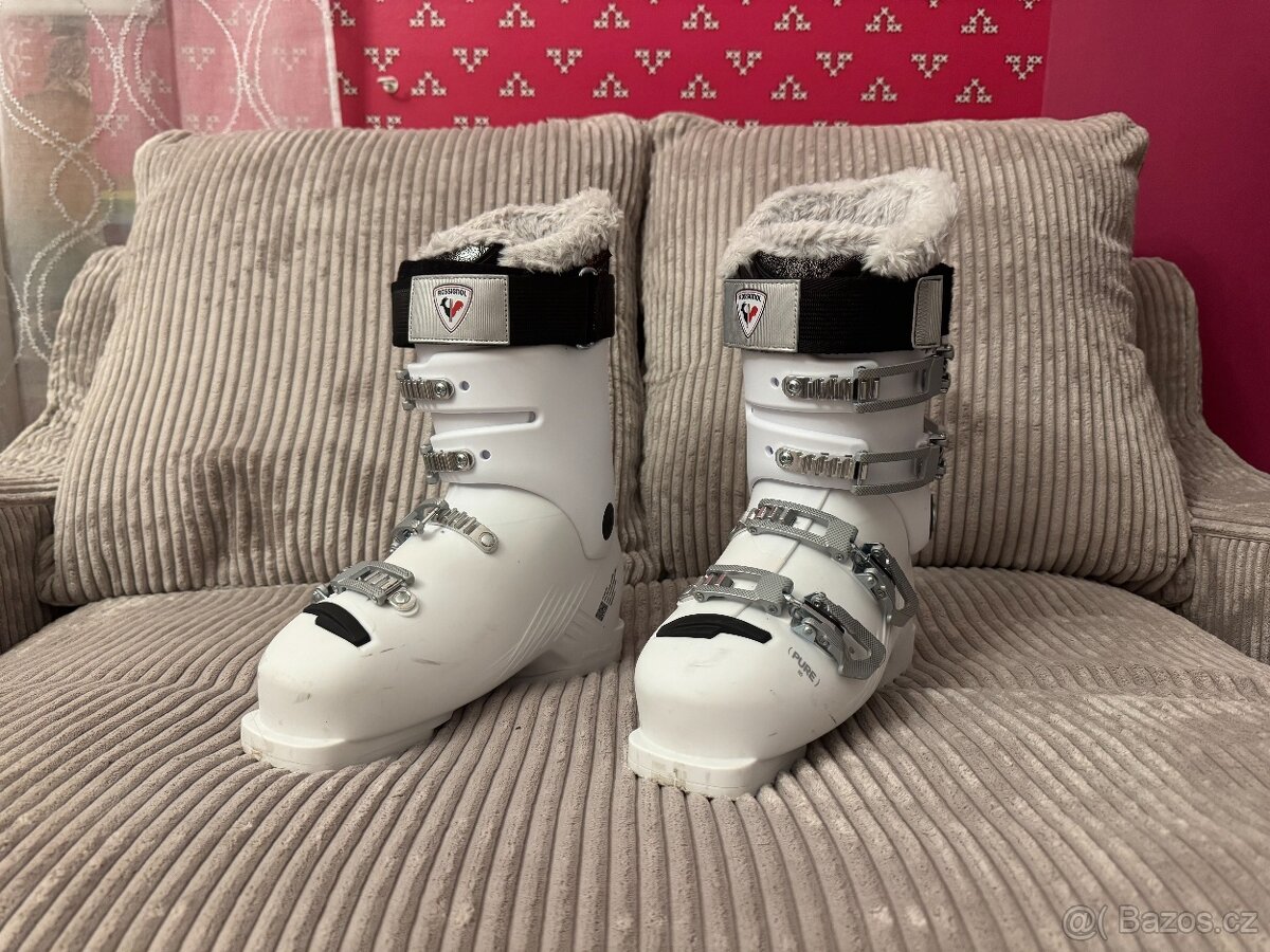 Lyžáky dámské Rossignol vel. 25,5 RBN2330