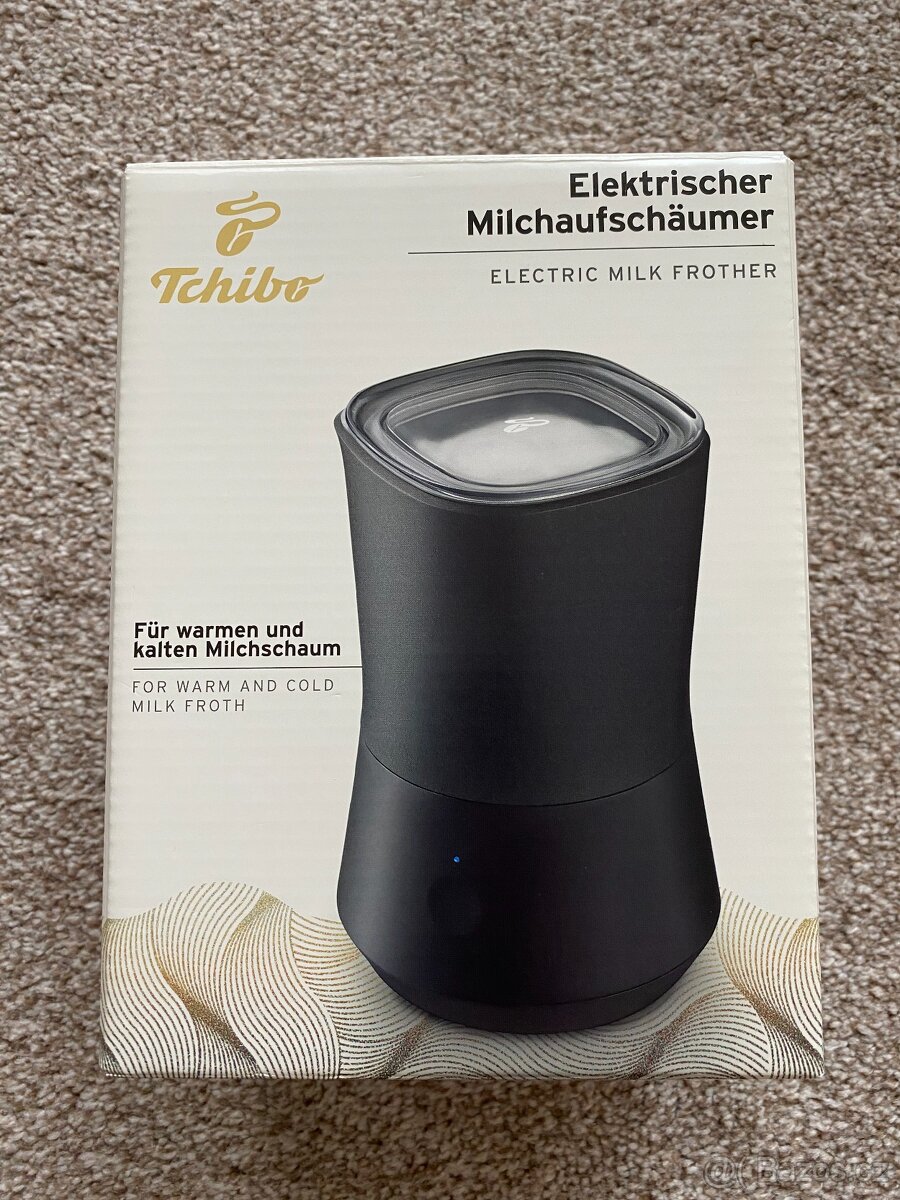 Nový elektrický napěňovač mléka Tchibo - orig. balení, černý