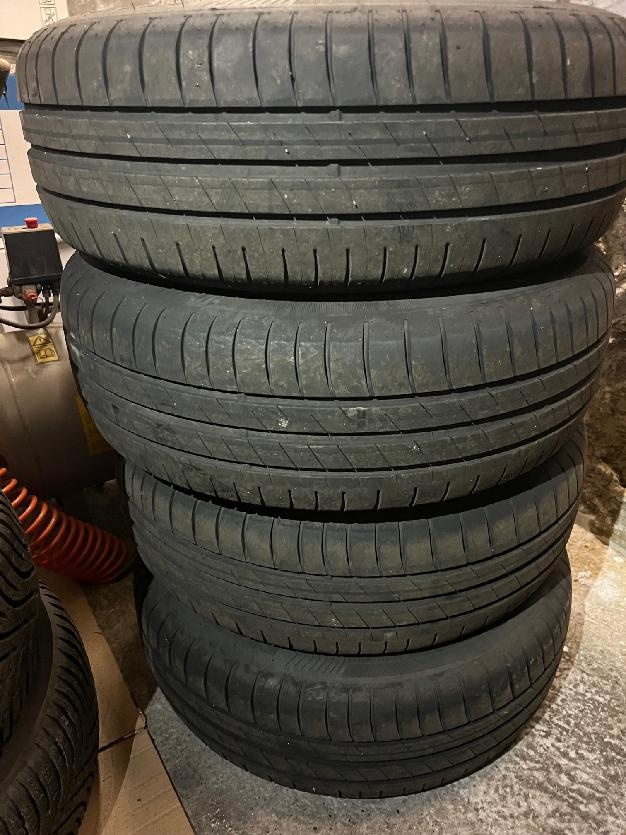 Letní pneu s disky 5 x 112 195 / 65 R15