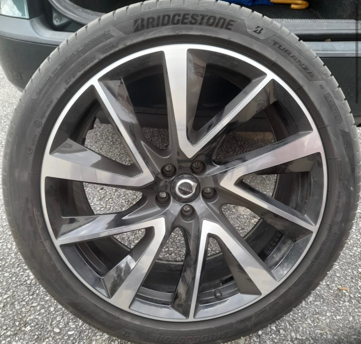 Elektrony Volvo XC90 B5