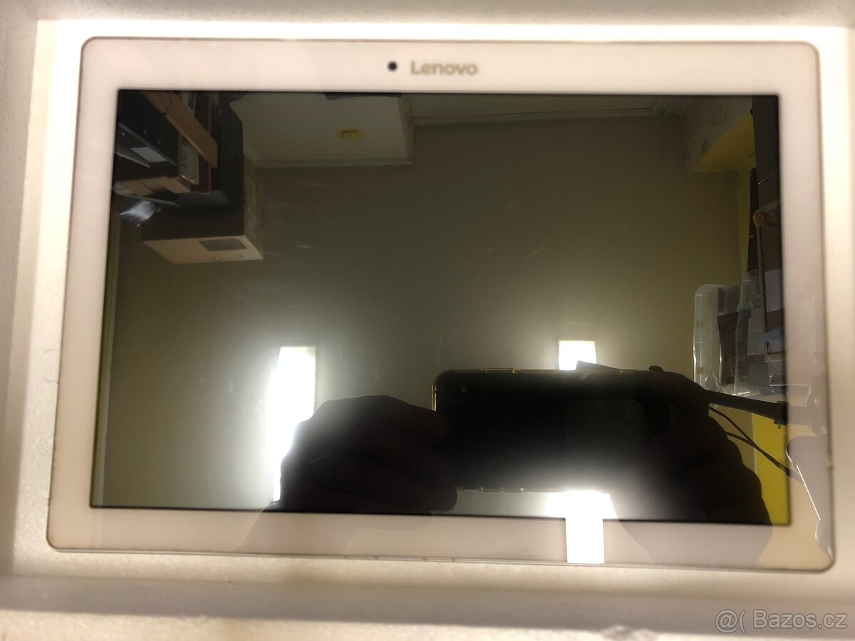 Origiální LCD s rámčkem pro tablet Lenovo TAB 2 A10-70