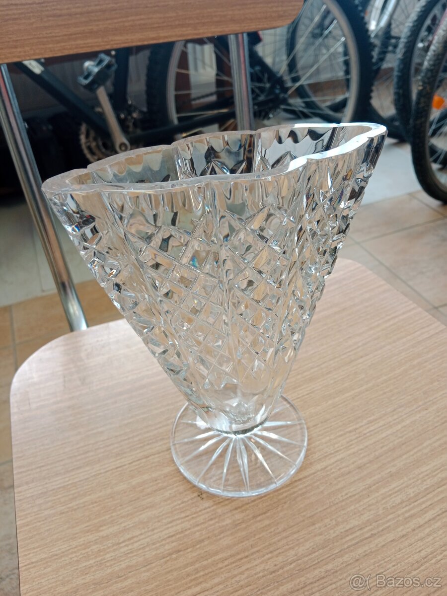 Skleněná váza