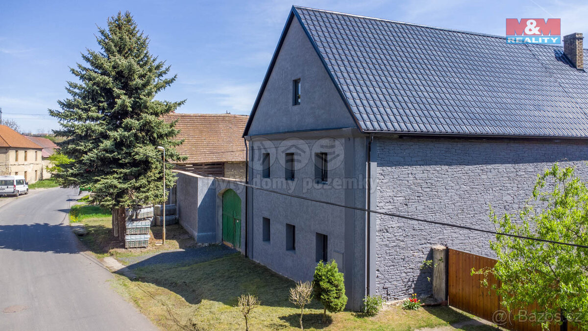 Prodej rodinného domu, 640 m², Vrutice