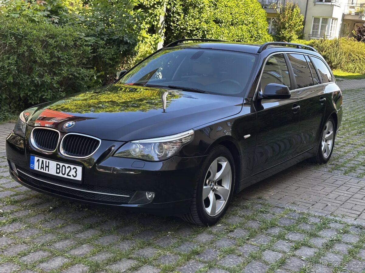 BMW Řada 5 E61 520i 125kW Facelift Kůže Navi Xenony Tažné