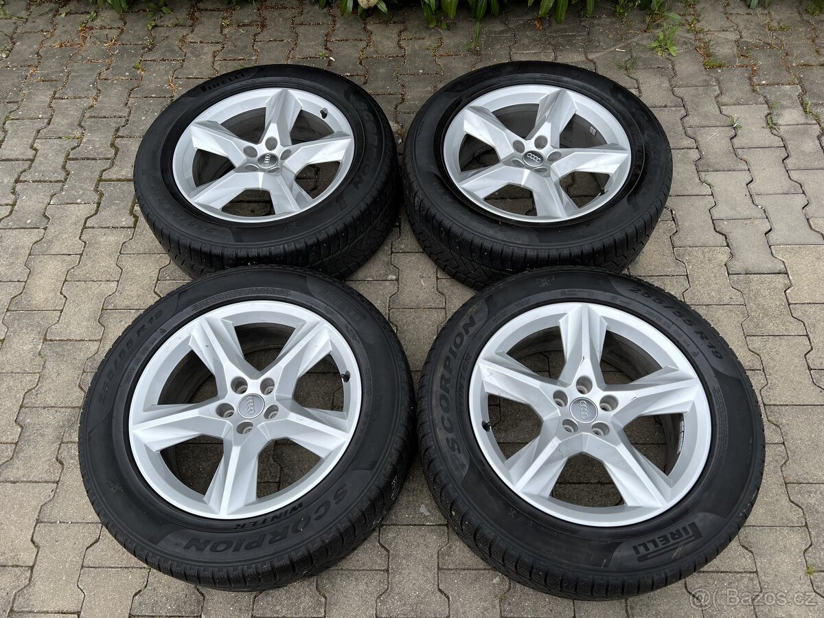 Audi Original zimní sada 255/55 R19