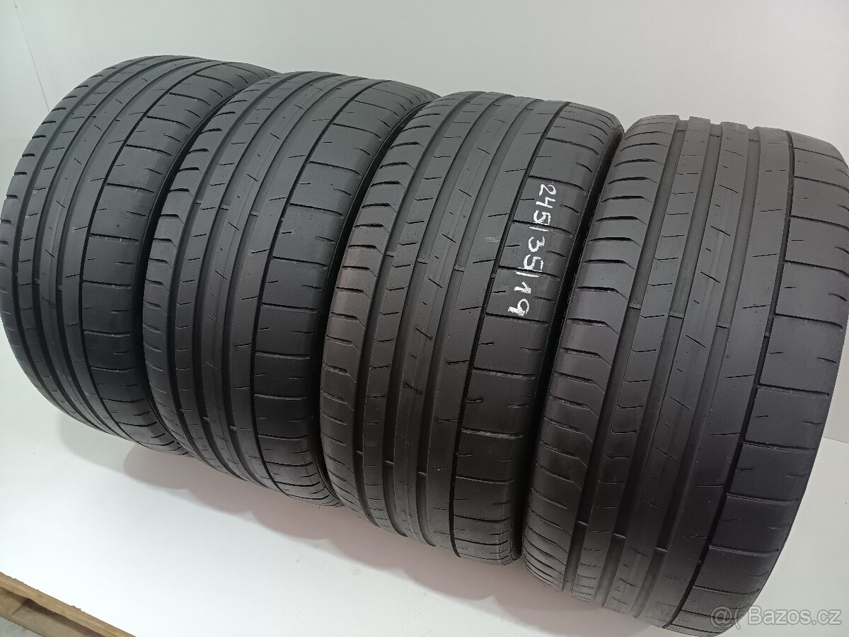 Letní pneu 245/35/19 Pirelli