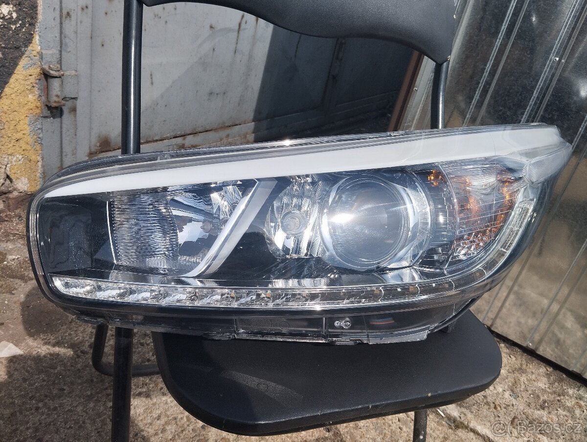 Levé přední světlo Kia Ceed