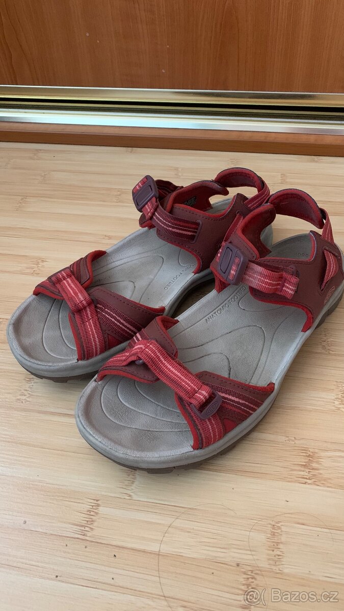 Sandály Keen vel. 38-39