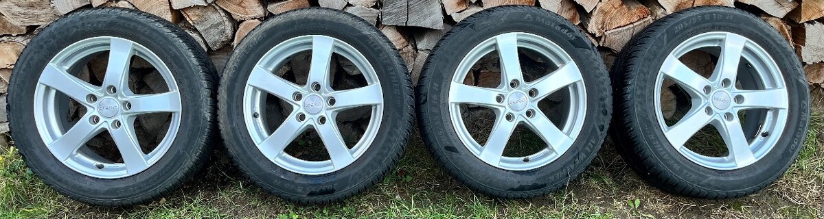 Komplet sada - Alu kola Dezent 5x 112 R16 s pneu Matador