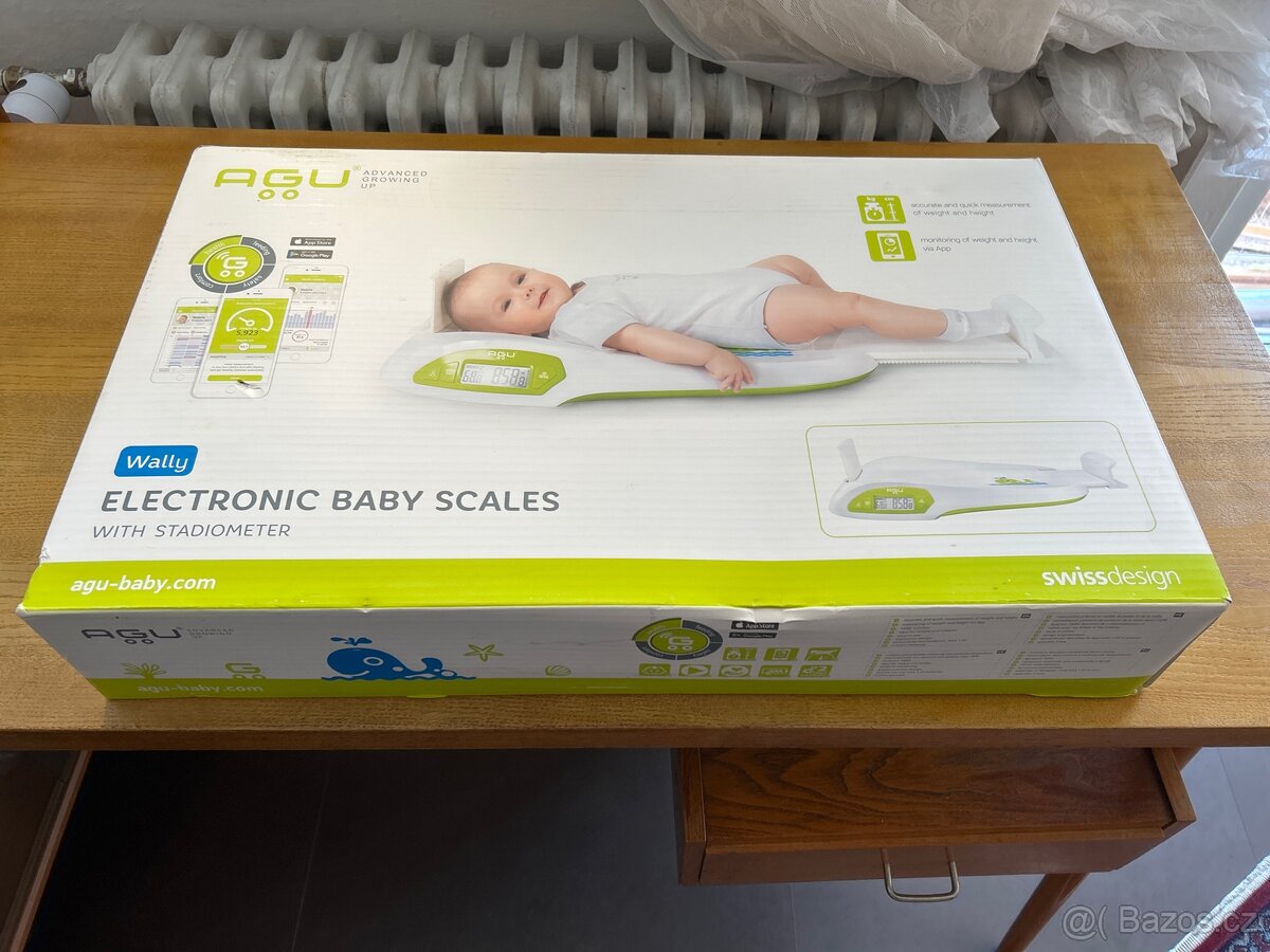 AGU dětská váha a měřidlo s aplikaci.