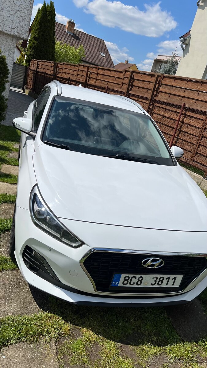 Hyundai i30 combi 1.4 T-GDI 103 kW automat