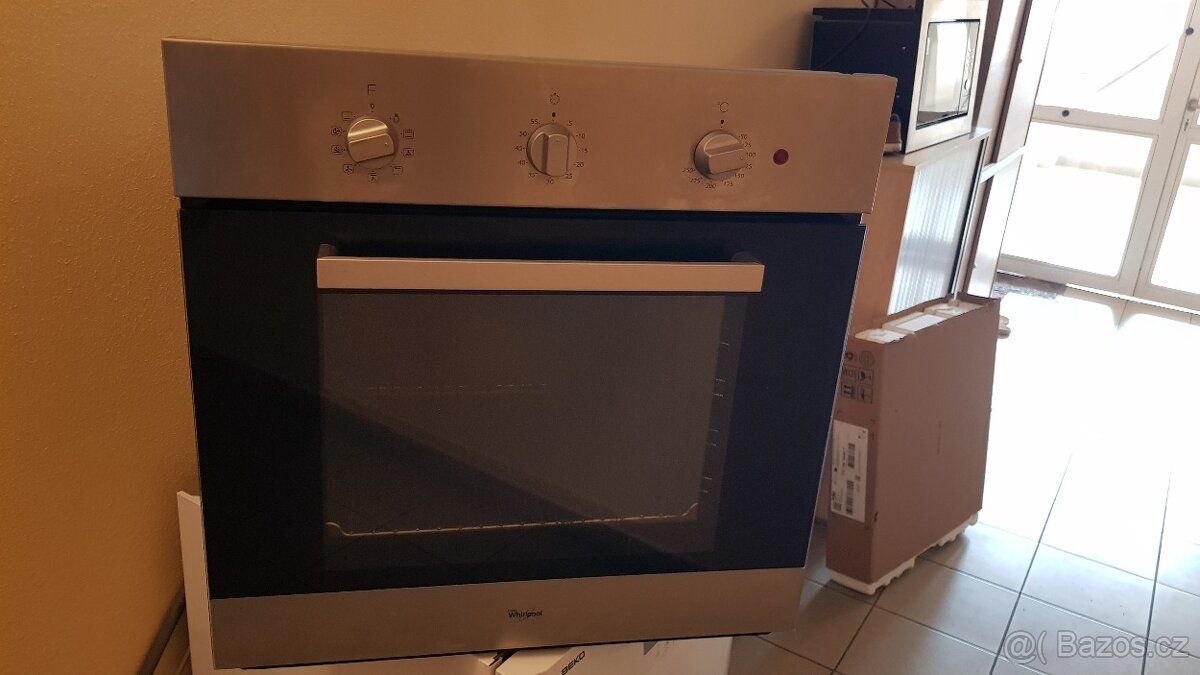 Whirlpool vestavna trouba + mikrovlnka + varná deska