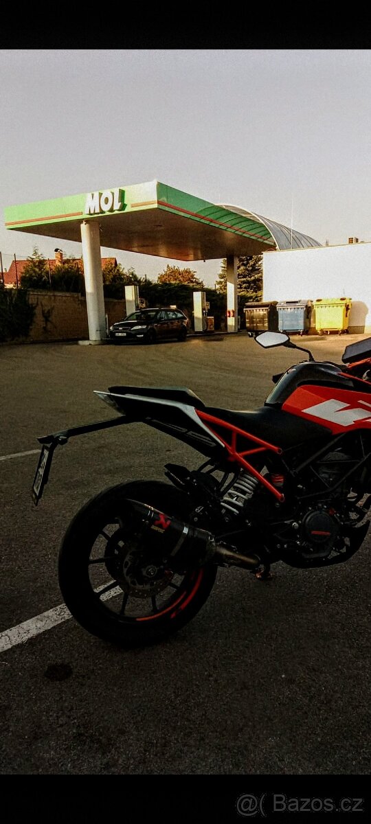 KTM Duke 125