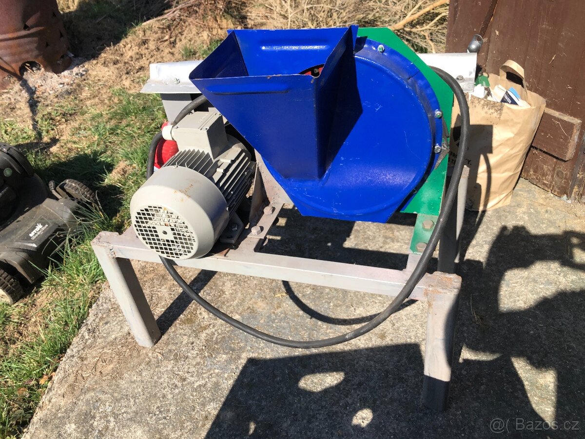 výkonná elektrická drtička na ovoce NOVÁ - motor Siemens