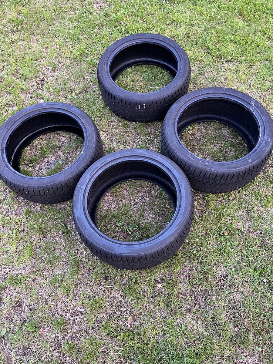 Pneu 315/35R21 275/40R21