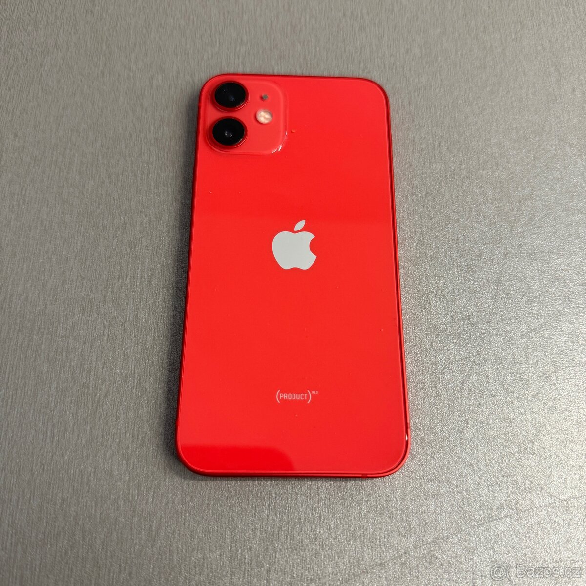iPhone 12 mini 128GB červený, pěkný stav, 12 měsíců záruka