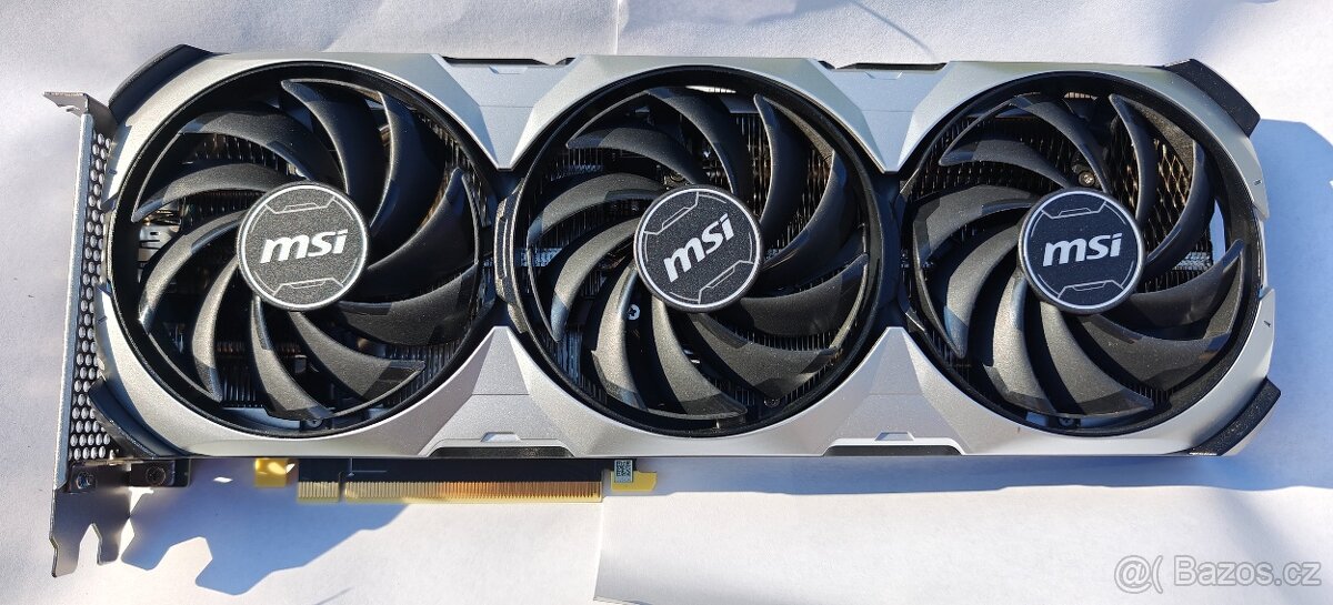 GeForce RTX 4070 VENTUS 3X 12 G OC