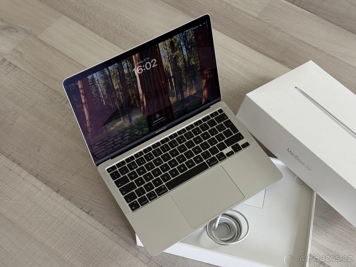 Prodám Apple MacBook Air M1 13” (256 GB SSD, 8GB RAM)