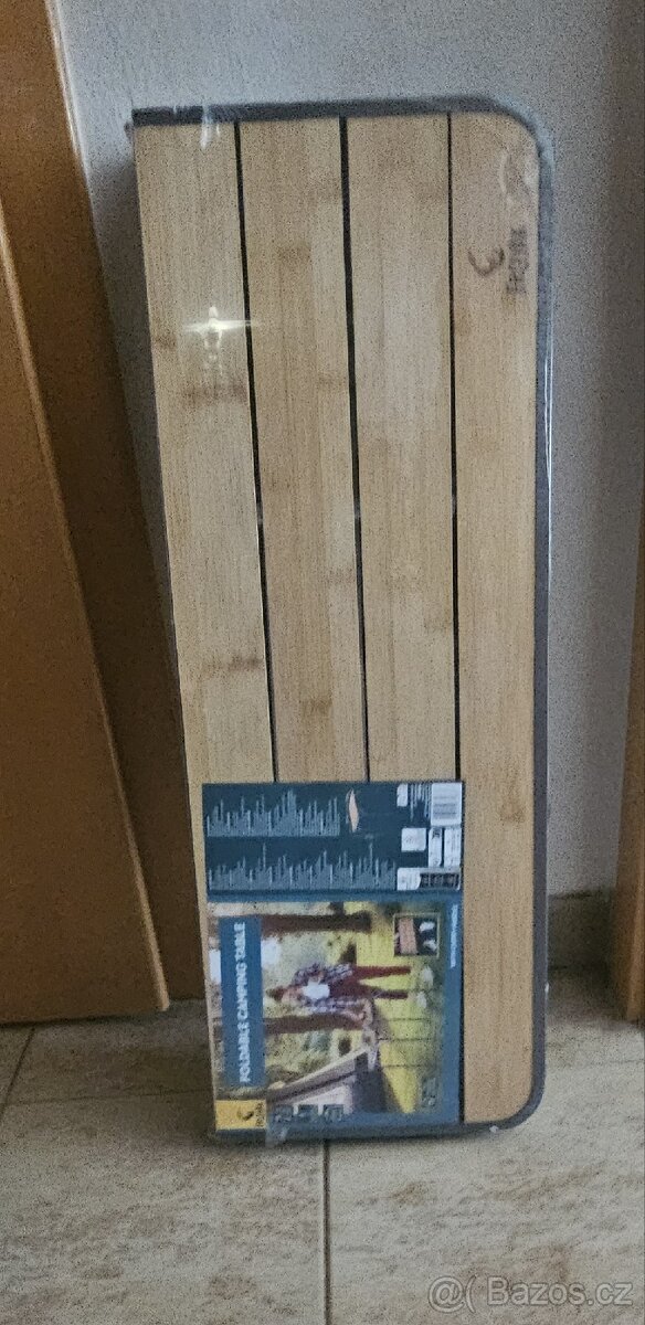 Kempingový rozkládací stolek