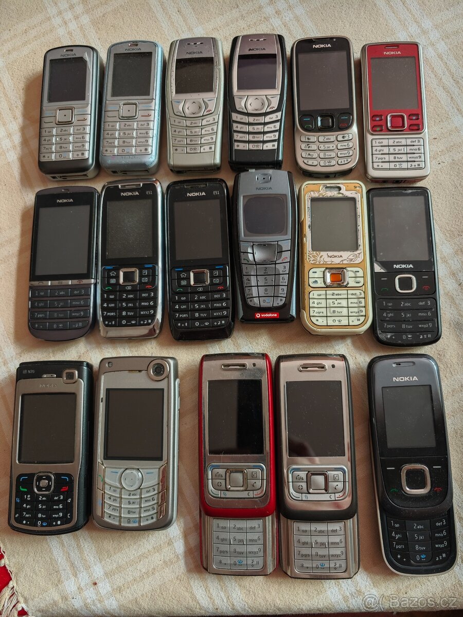 Mobilní telefony NOKIA