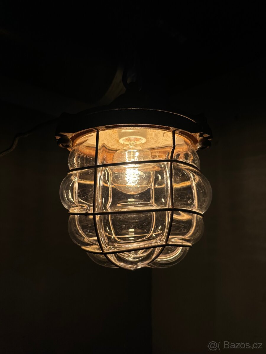Retro industriální lampa