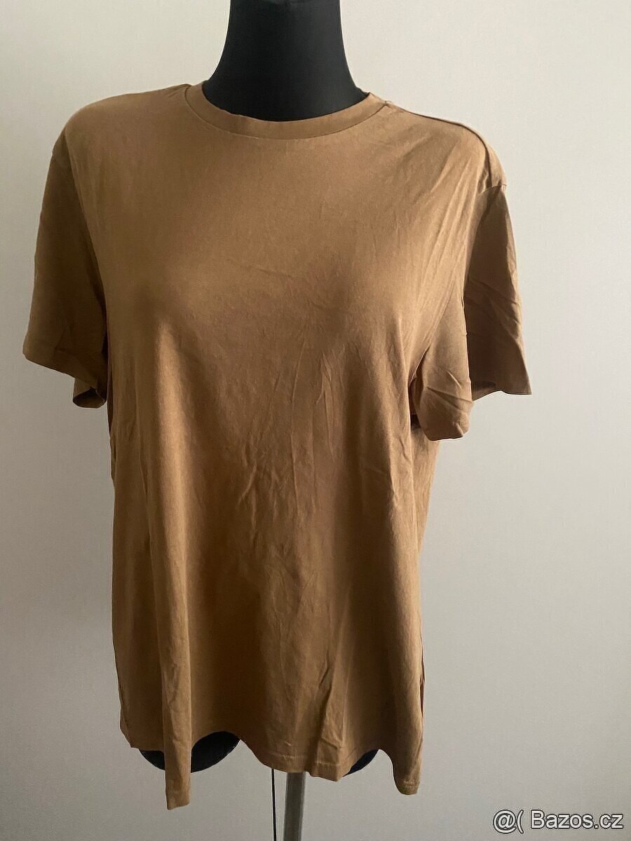 Hezké tričko - hnědé vel.L