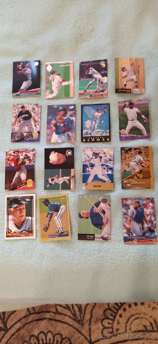 Baseball kartičky přes 30 let staré mám jich přibližně 600ks