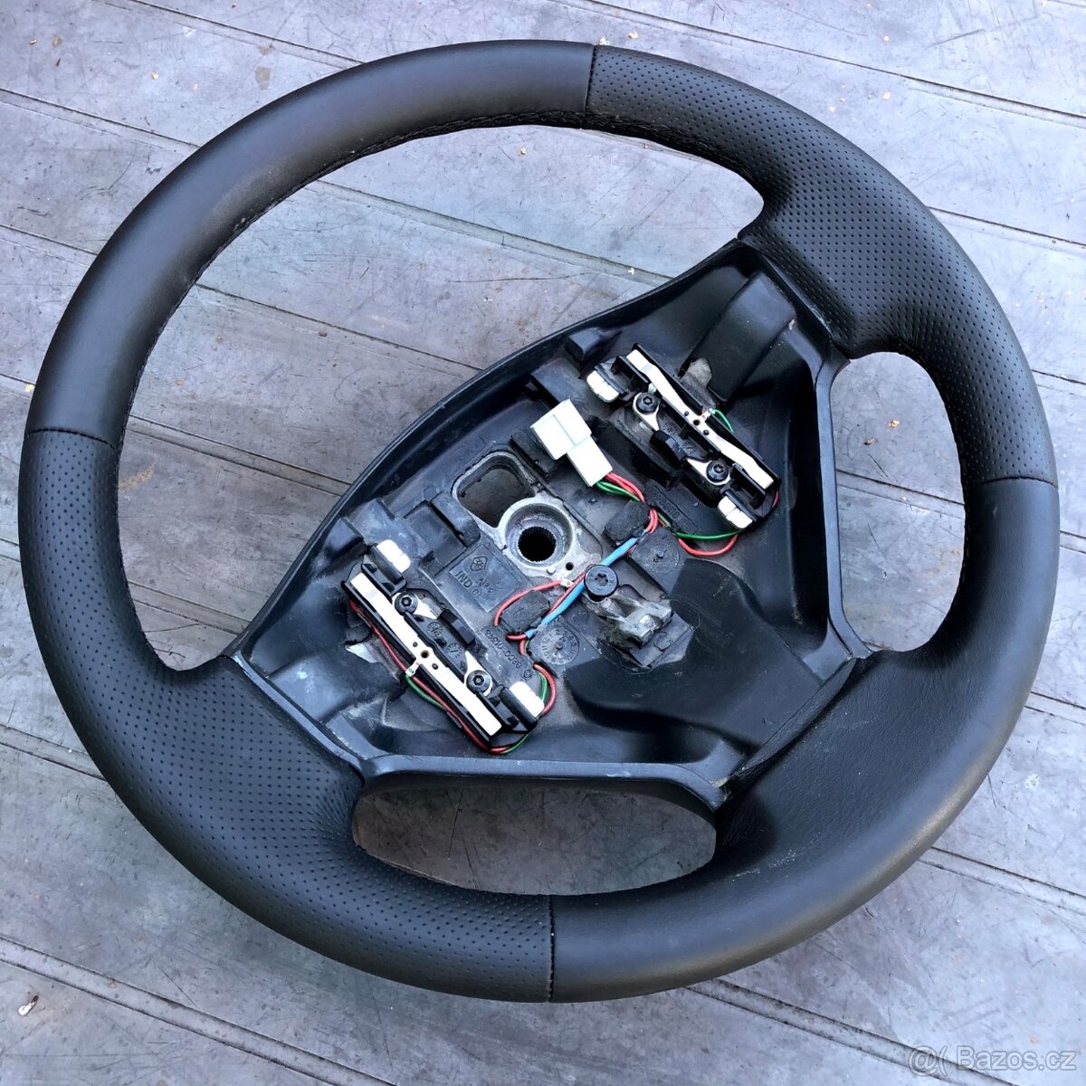 Opel Vivaro, Renault Traffic nový kožený volant