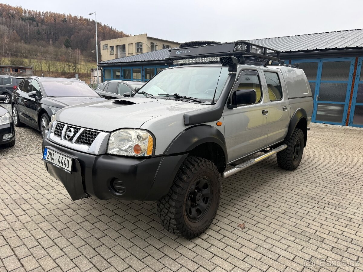 Nissan NAVARA 2.5 TDi 4x4 NAVIJÁK UZÁVĚRKA