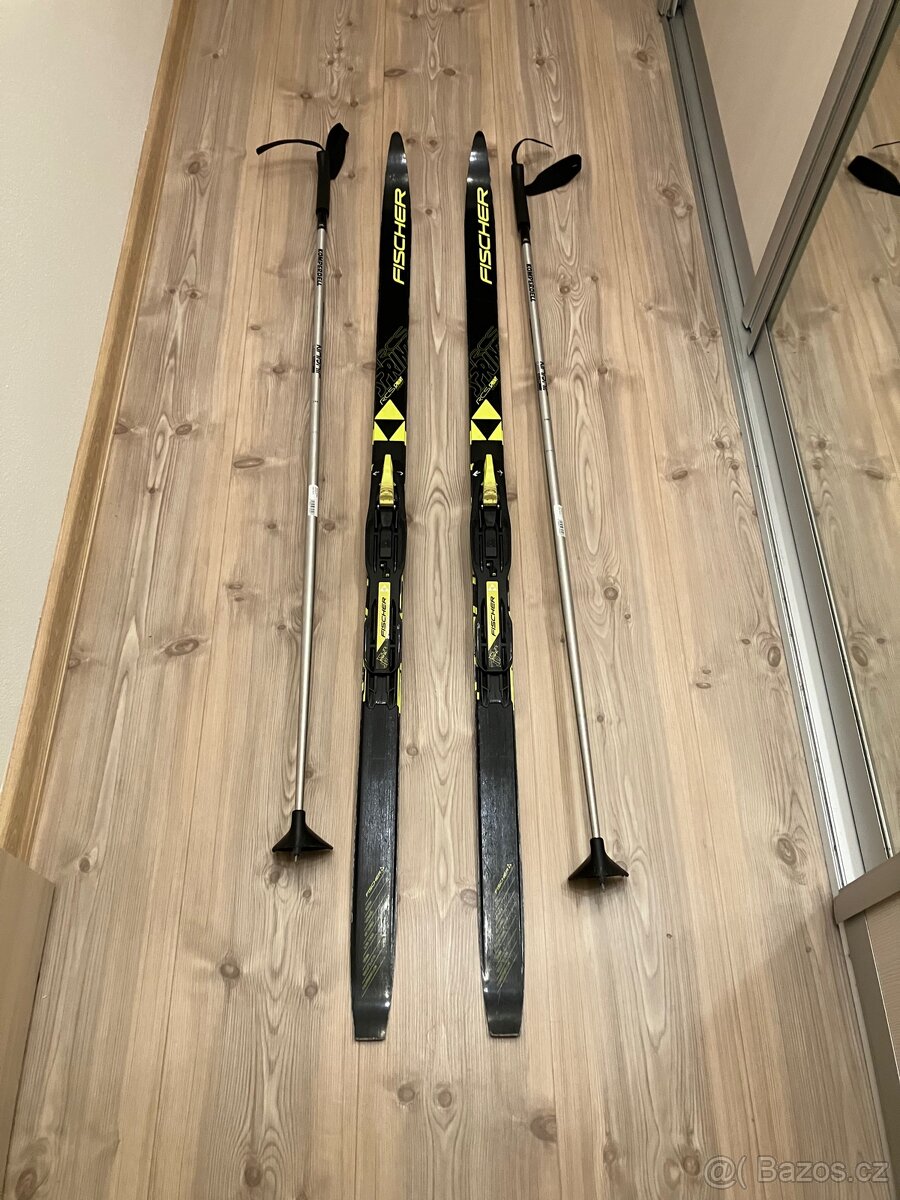 Juniorské běžky Fischer