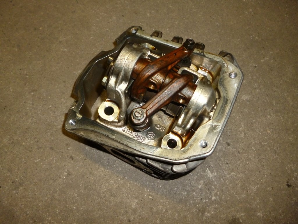 Piaggio Skipper 125, 150 ST. Hlava - komplet. Od 1998