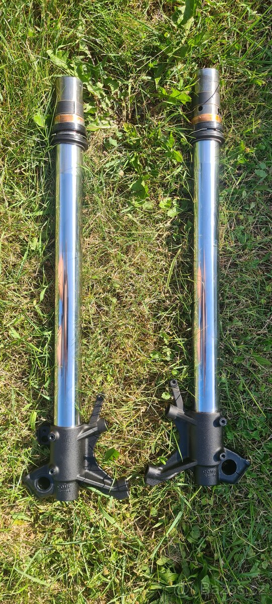 Honda CRF 1000 Africa Twin ABS vidlice přední